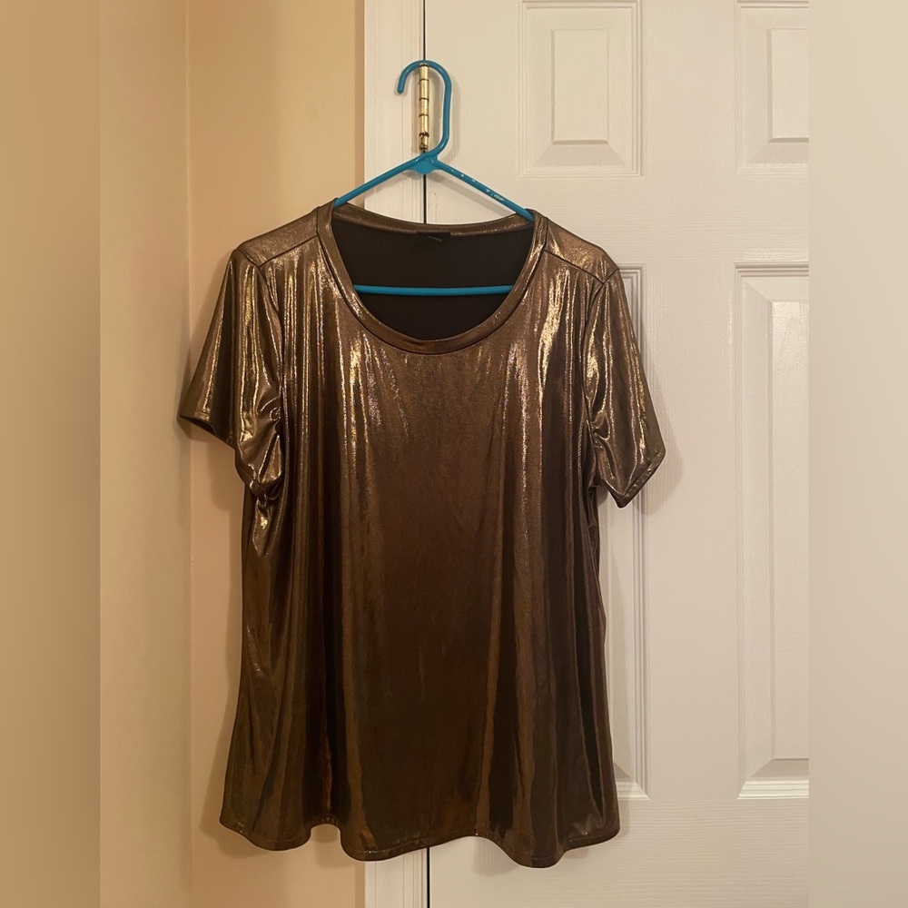 Torrid Shimmering Bronze Short Sleeve Top in Size 1